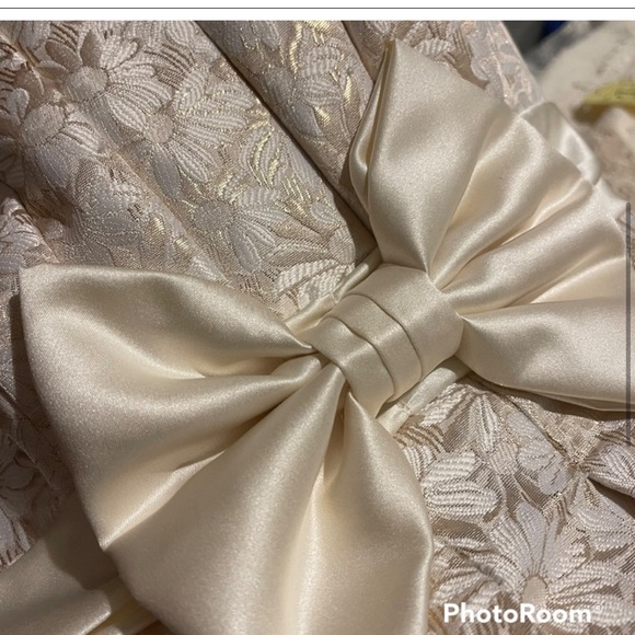 Size 6 Betsy and Adam formal dress - Picture 6 of 7